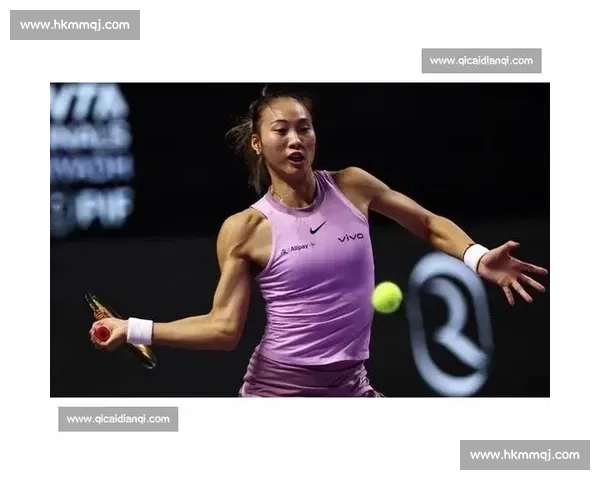 郑钦文破发关键局点燃逆转希望！首盘 3 平展现大心脏特质